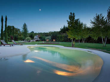 öffentliche Pools in Hotels und SPAS